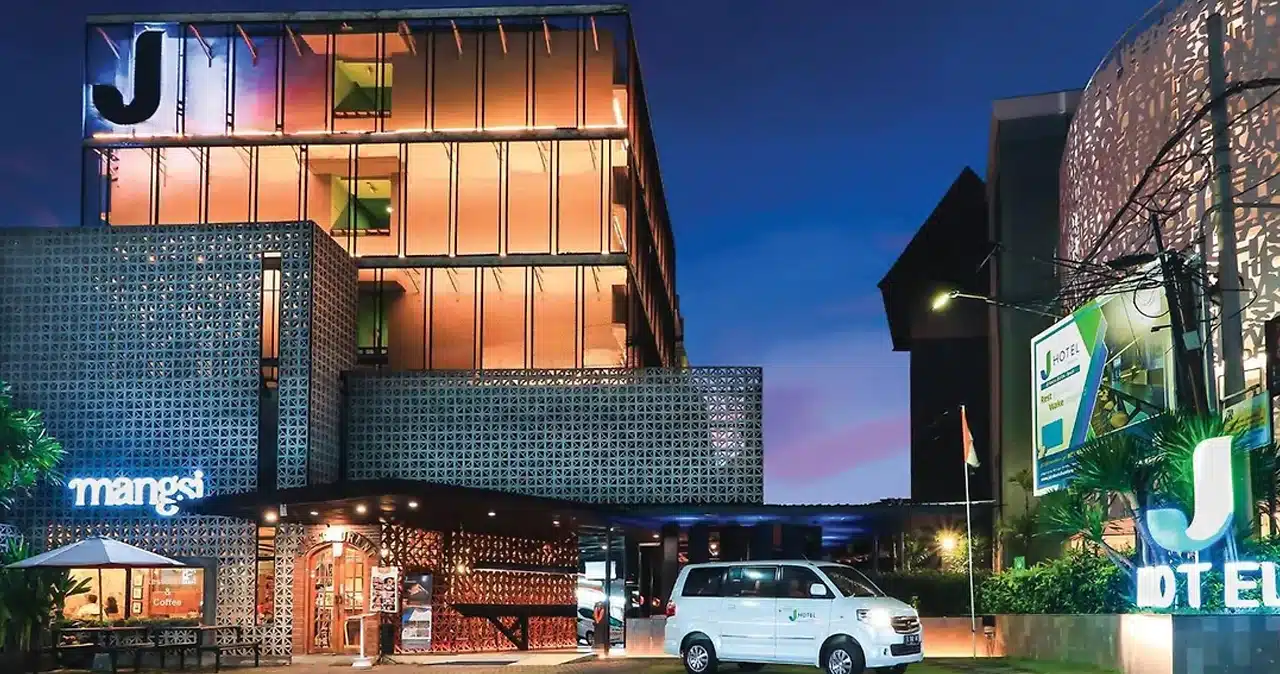 J Hotel Kuta