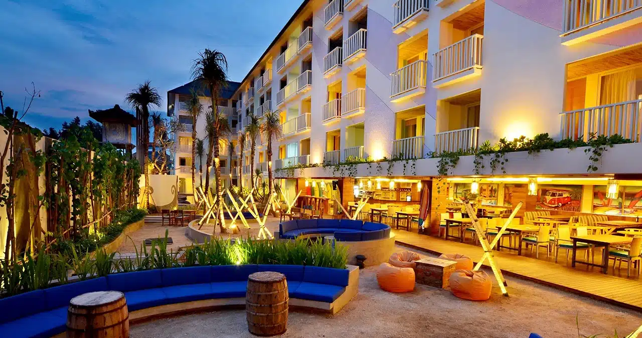 Bliss Surfer Hotel