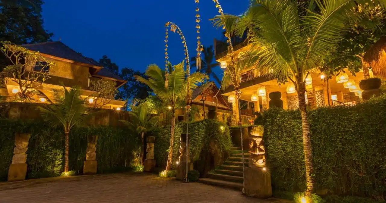 Hoshi Jungle Resort