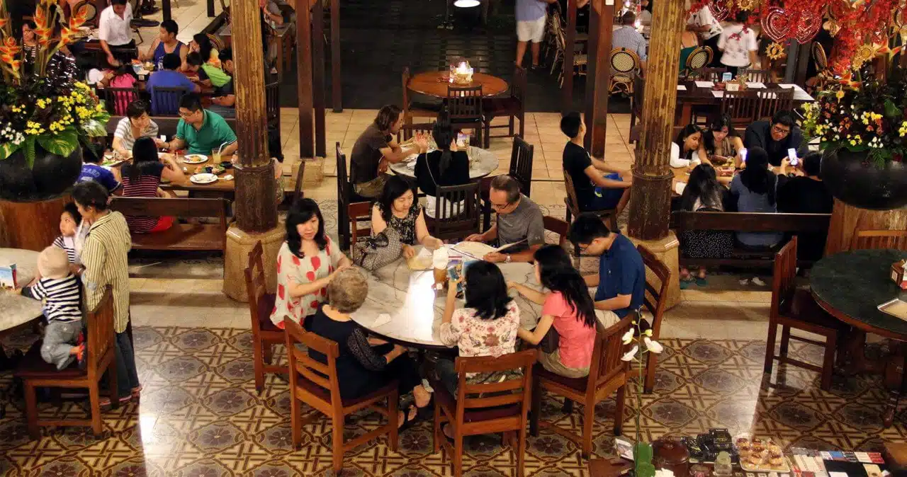 Made's Warung Seminyak