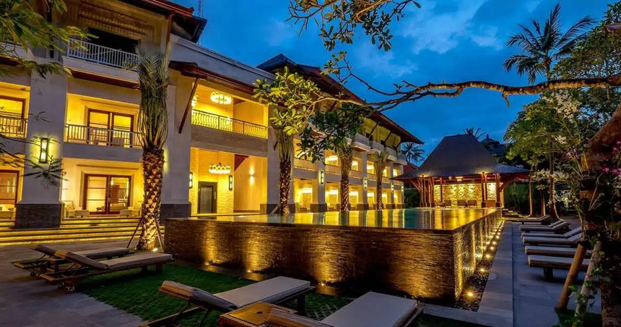 Puri Santrian Beach Resort & Spa