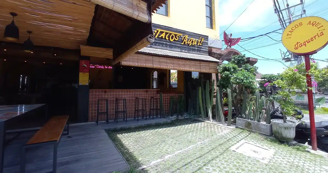 Tacos Aqui